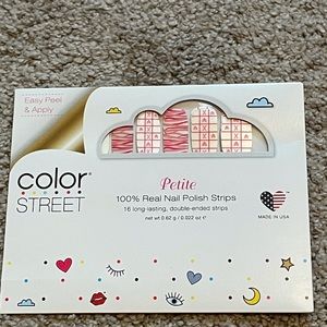 Color Street Petite Little Kisses Valentine’s Day nail polish strips new